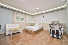 Gumi Bonggokdong Hotel Macheollu